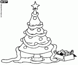 Decorating the Christmas Tree coloring page