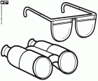 Two accessories for an optimum vision during the trip, glasses and binoculars